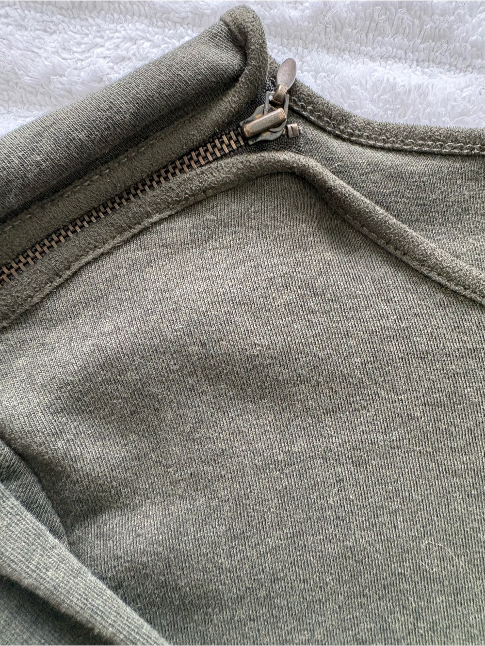 ABS by Allen Schwartz Forest Night Olive Green Zip Shoulder Top L - Picture 9 of 11
